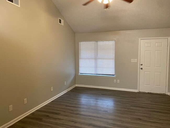 75 Rushwood Dr, Jackson, TN 38305 - photo 3