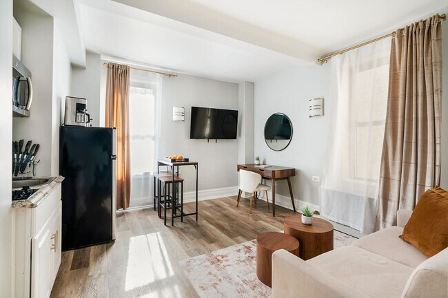 234 W 73rd St unit ID1029830P, New York, NY 10023 - photo 2