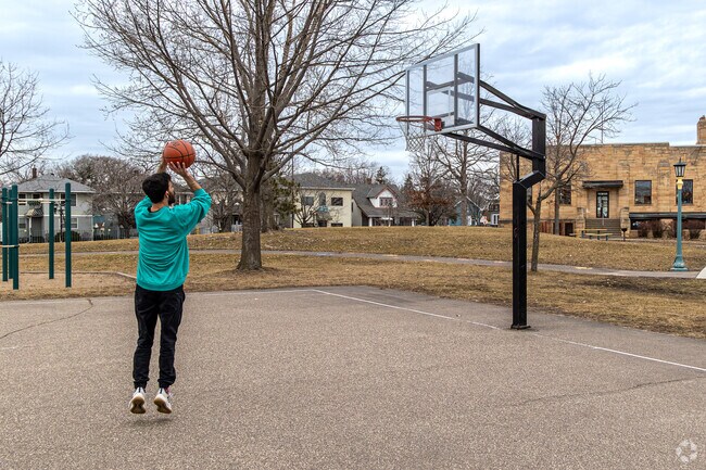 Locals can stop by to shoot some hoops at Hamline Park