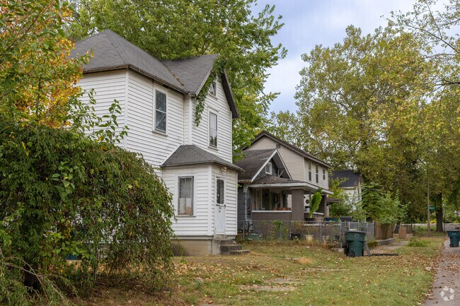 The tree-lined streets of McKinley boast a diverse array of architectural styles.