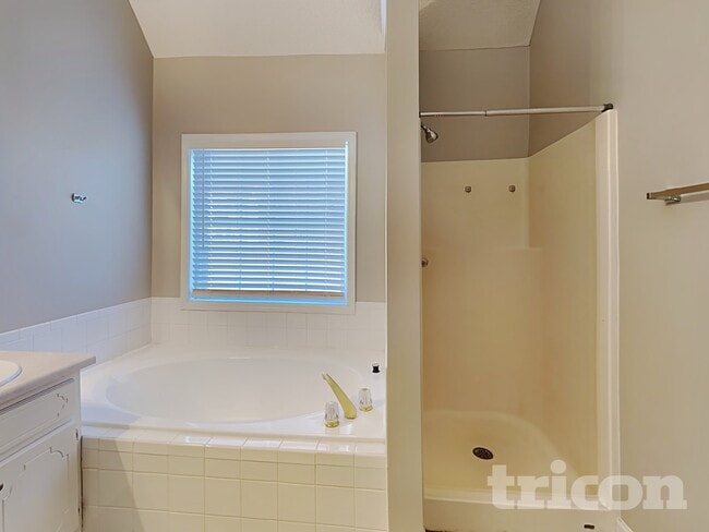 8018 Christian Ct, Jonesboro, GA 30236 - photo 7