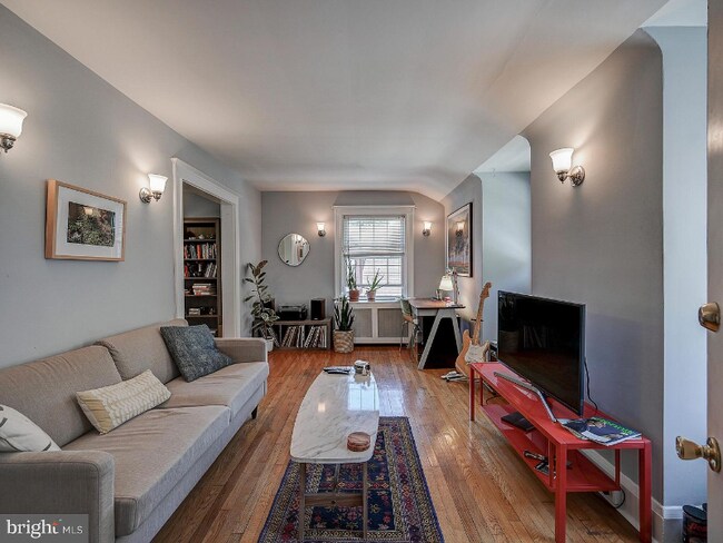 632 Colorado Ave unit 3, Baltimore, MD 21210 - photo 6