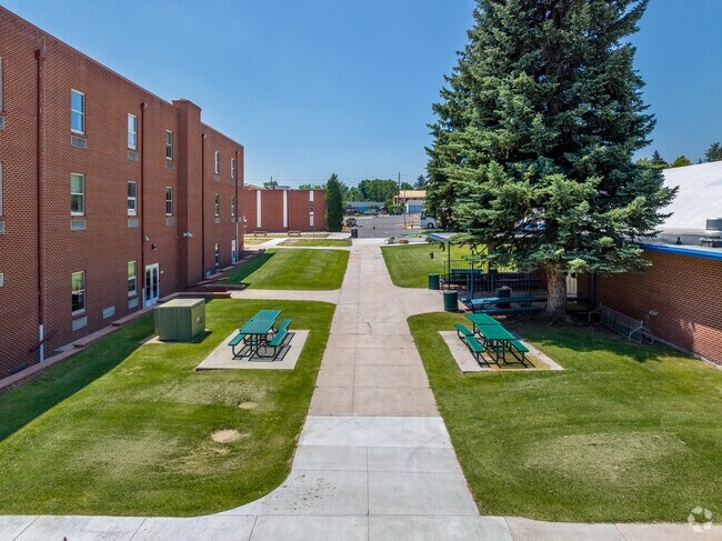 Brady Exploration School has a student population of 269.