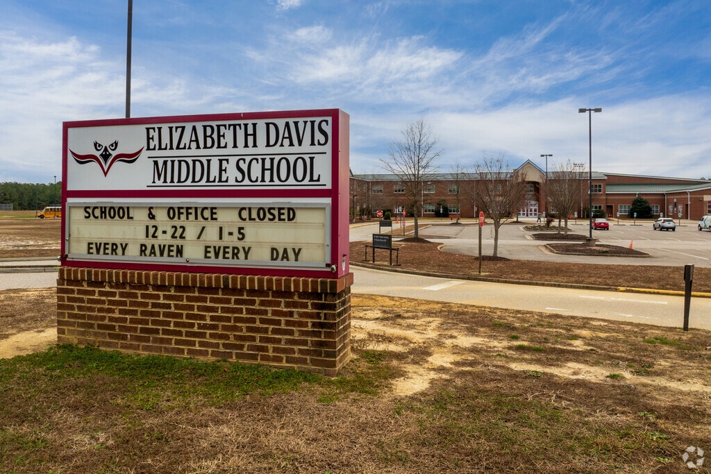 The entrance to Elizabeth Davis Middle School.