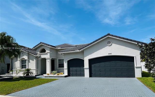 1046 SW 159th Way, Pembroke Pines, FL 33027 - photo 3