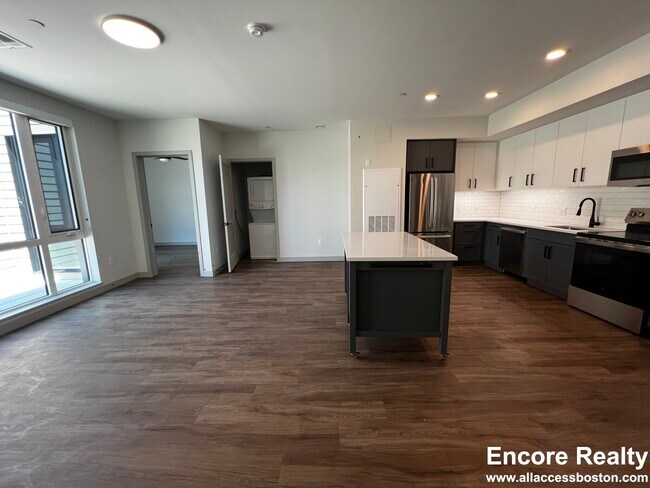 80 Rugg Rd unit D9, Allston, MA 02134 - photo 4