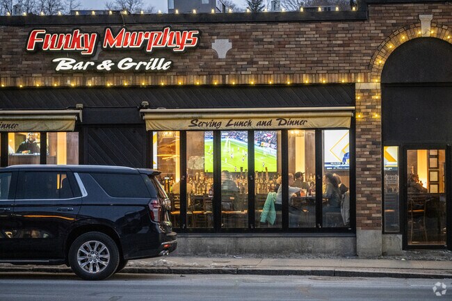 Funky Murphys is a favorite place to meet, grab a drink bite along Shrewsbury St. Worcester.