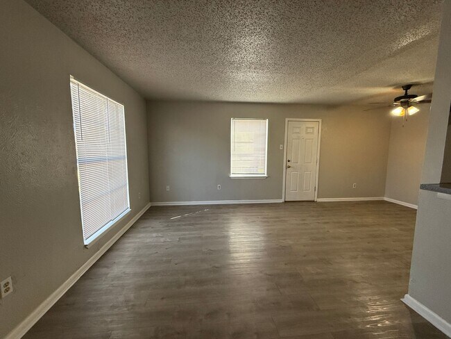 4503 Hunt Cir unit C, Killeen, TX 76543 - photo 4