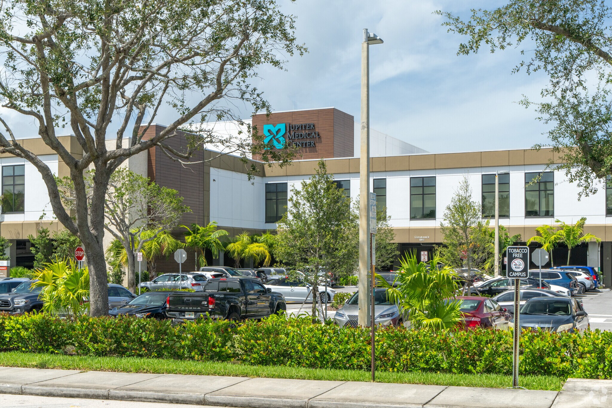 Jupiter Medical Center is very convenient to have at Admiral's Cove.