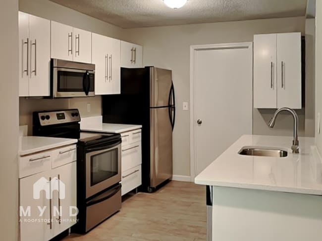 632 Kilkenny Cir, Lithonia, GA 30058 - photo 4