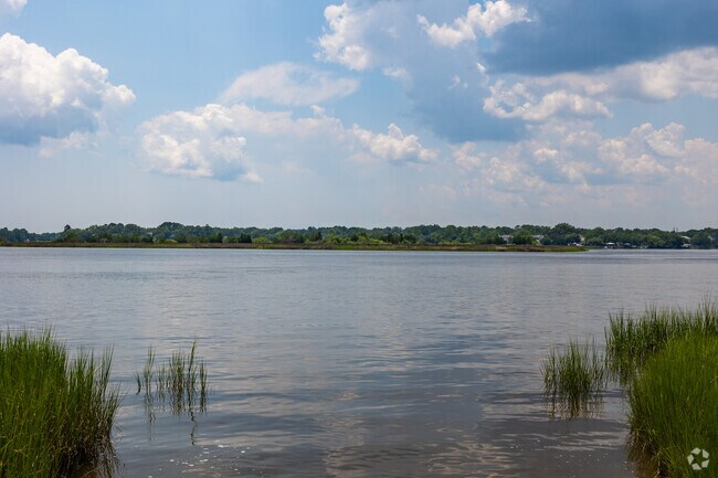 Ashley Acres locals enjoy the beautiful scenic views of the Ashley River in North Charleston.
