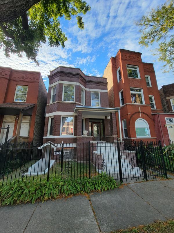 6328 S St Lawrence Ave, Chicago, IL 60637 - photo 1