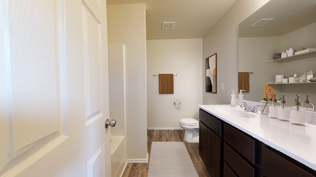 716 N Redbud Ave unit 36042665, Beggs, OK 74421 - photo 4