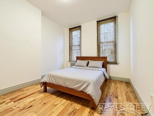 294 Harman St unit 1R, Brooklyn, NY 11237 - photo 3