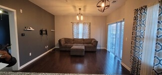 712 Strassle Way Unit 712, South Plainfield, NJ 07080