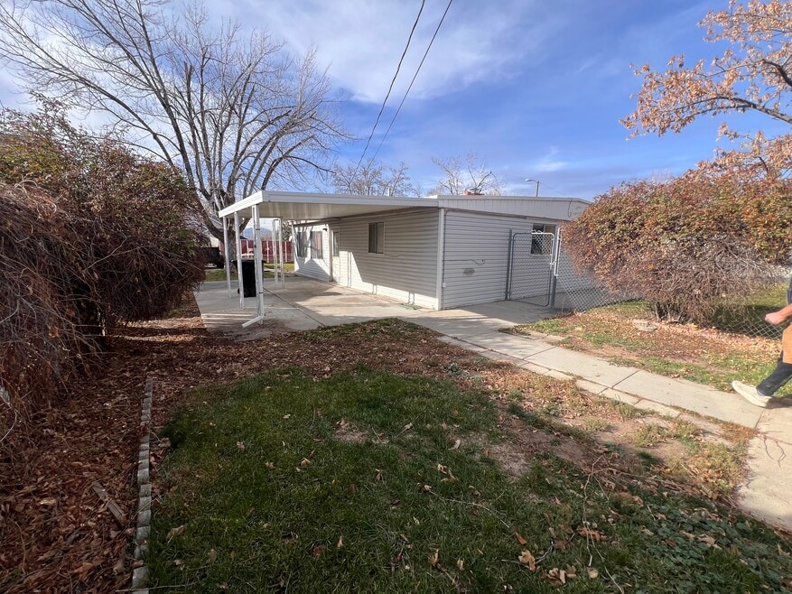 1344 E 8125 S, Sandy, UT 84093 - photo 1