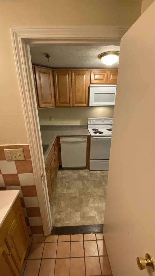 87 Broad St, Marlborough, MA 01752