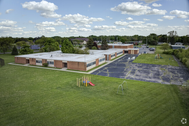 Accelerated Learning Academy challenges students by offering an all-encompassing curriculum.