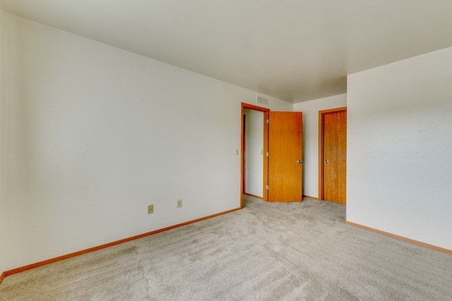 Morris Square, Mount Morris, MI 48458 - photo 5