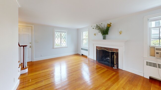 5 Sunset Rd, Salem, MA 01970 - photo 2