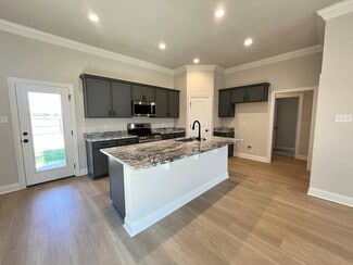 130 Hydrangea Blvd, Freeport, FL 32439
