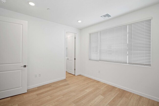 9335 Via Azul, Pico Rivera, CA 90660 - photo 7