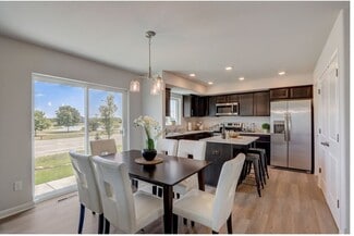 1063 Stoecker Ct, Mukwonago, WI 53149