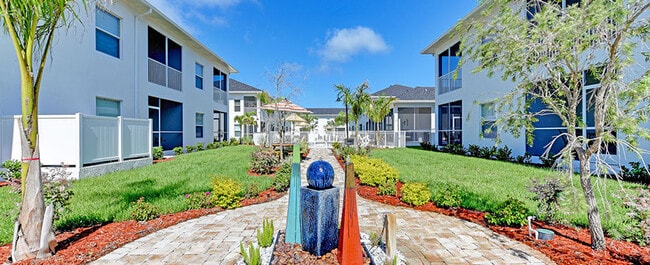 The Oaks on Henry, Punta Gorda, FL 33950 - photo 6