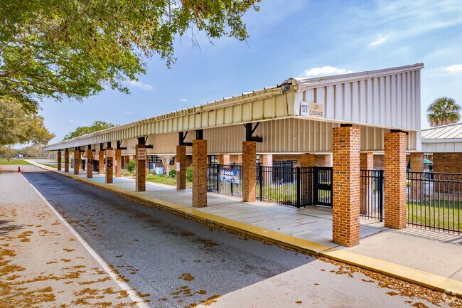 Emerald Shores Elementary School is a public school that has 620 students in grades PK, K-5.