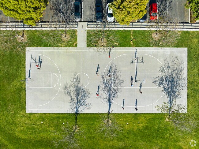 Get Your Game On At Temeku Hills Park Basketball Court In Temecula