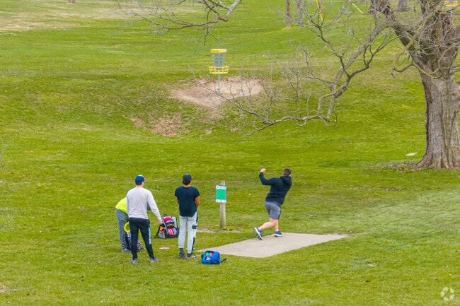 Shoaff Park has a free disc golf course that Brookside-Parkerdale residents can use.