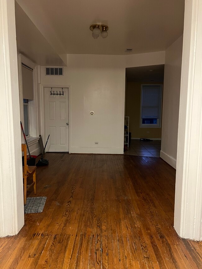 712 N Ada St unit 1, Chicago, IL 60642 - photo 5