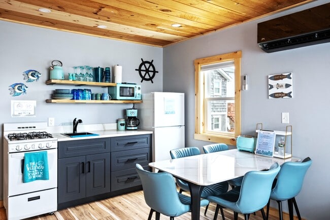 16 Riverview Terrace unit 2, Hampton, NH 03842 - photo 6