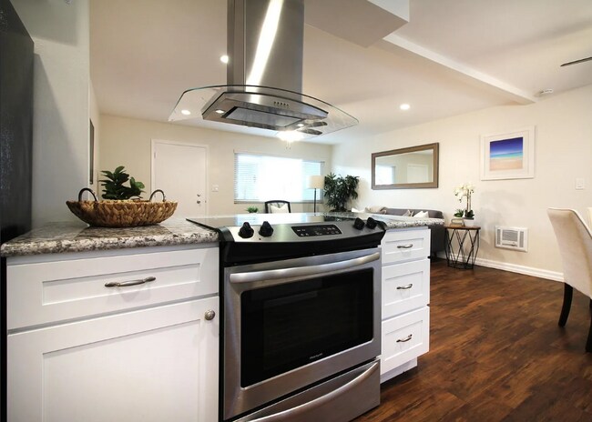 1322 Amethyst St unit B, Redondo Beach, CA 90277 - photo 5