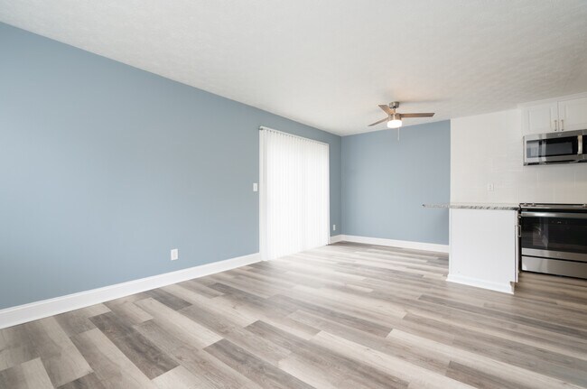 7560 Taylor Rd unit 20, Riverdale, GA 30274 - photo 5