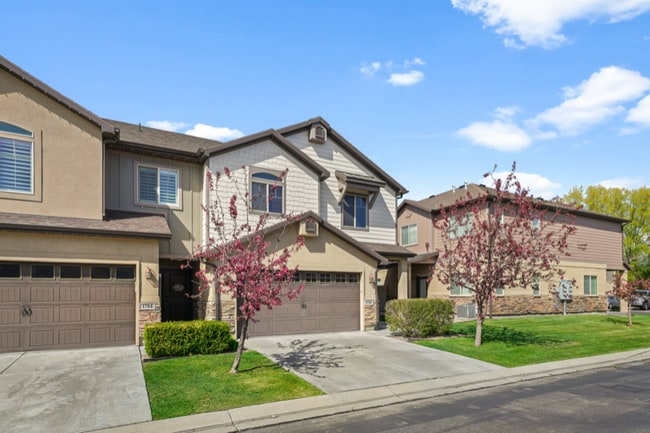 1780 W 850 S, Orem, UT 84058 - photo 2