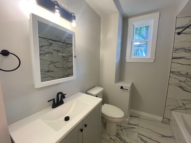 2 Cottage St unit 1, Boston, MA 02127 - photo 5