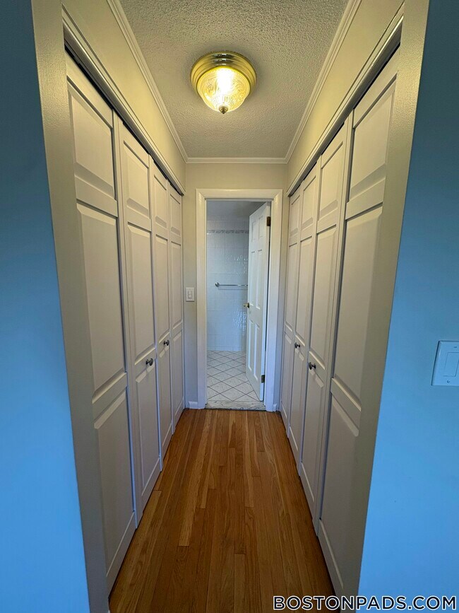 50 Green St unit 411, Brookline, MA 02446 - photo 6