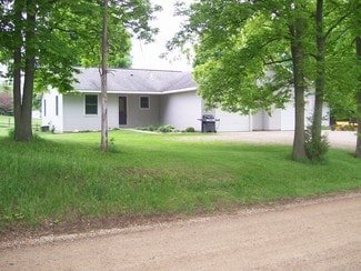 2007 7th St, Martin, MI 49070
