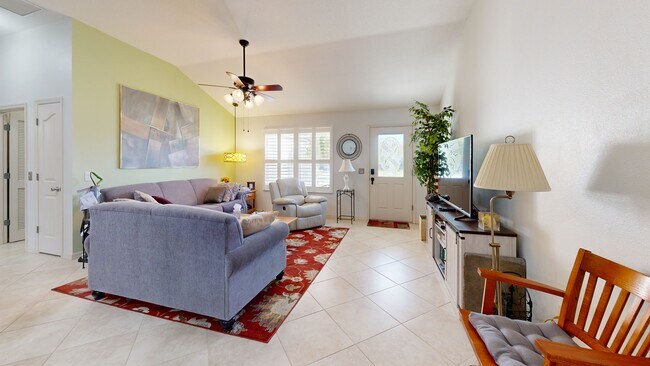 3024 Burbank Ln, The Villages, FL 32162 - photo 2