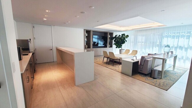 3100 N Ocean Dr unit ID1254998P, Riviera Beach, FL 33404 - photo 5