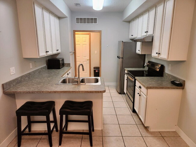 2008 NW Ashton Ln, Ankeny, IA 50023 - photo 3