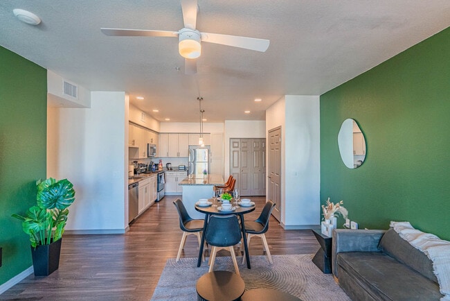 9600 W Georgia Ave unit ID1369236P, Glendale, AZ 85305 - photo 7