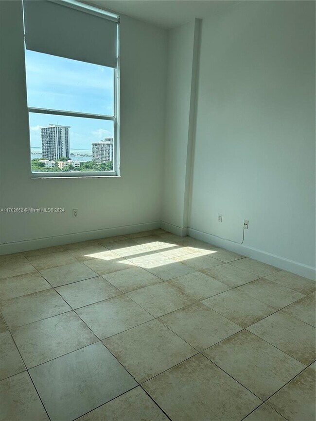 1723 SW 2nd Ave unit PH09, Miami, FL 33129 - photo 7