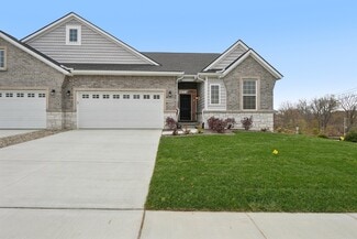 61612 Empire Rd, Lyon Township, MI 48178