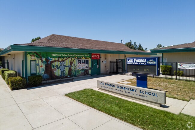 Los Paseos Elementary School serves Chantillery just next door.