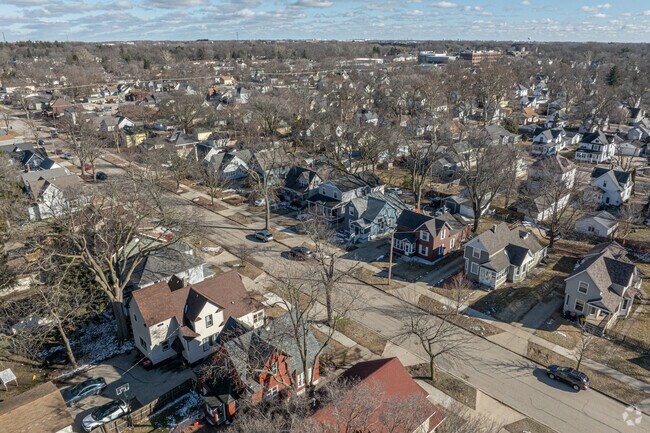 In recent years, the non-profit 3Sixty has changed the façade of the Hope neighborhood.