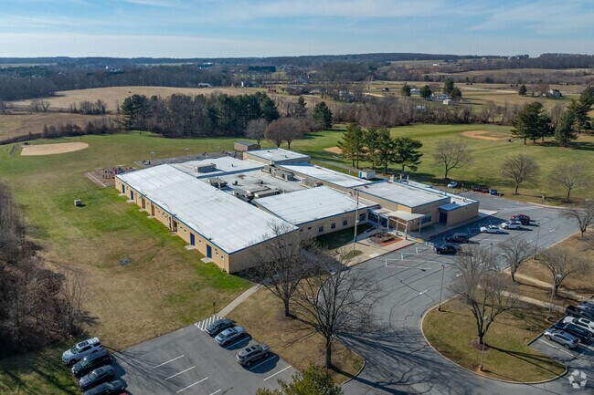Lisbon Elementary School is a public school serving students from kindergarten to fifth grade.