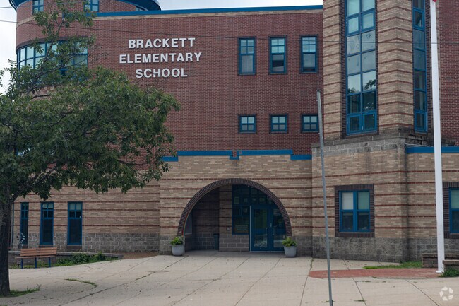 Brackett Elementary School in Arlington, Ma.