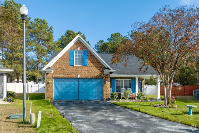 Bright colors add curb appeal to Southeast Columbia homes.